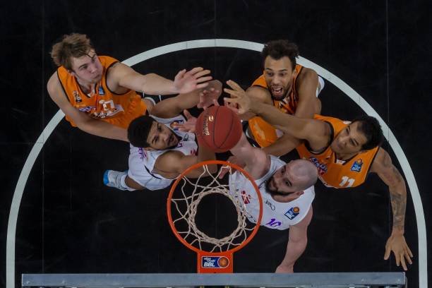 位压迫战术 位压迫战术